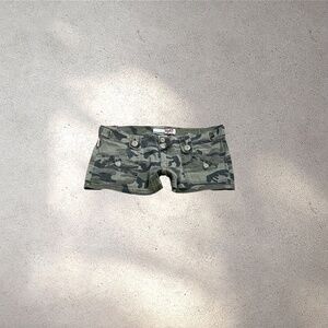 Tyte Jeans Camo Low Rise Micro Mini Cargo Style Shorts